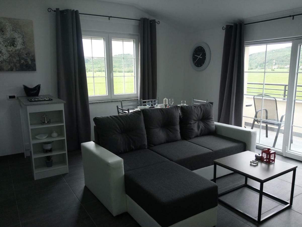 Apartament Casa Laura *